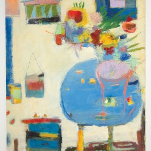 Round Table with Bouquet