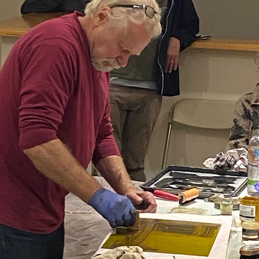 Thirty-five people came to see master printmaker Dan Welden's Solarplate Etching demonstration on Sunday. Since 1970, Welden is the leading innovator for healthier and safer processes in printmaking. 