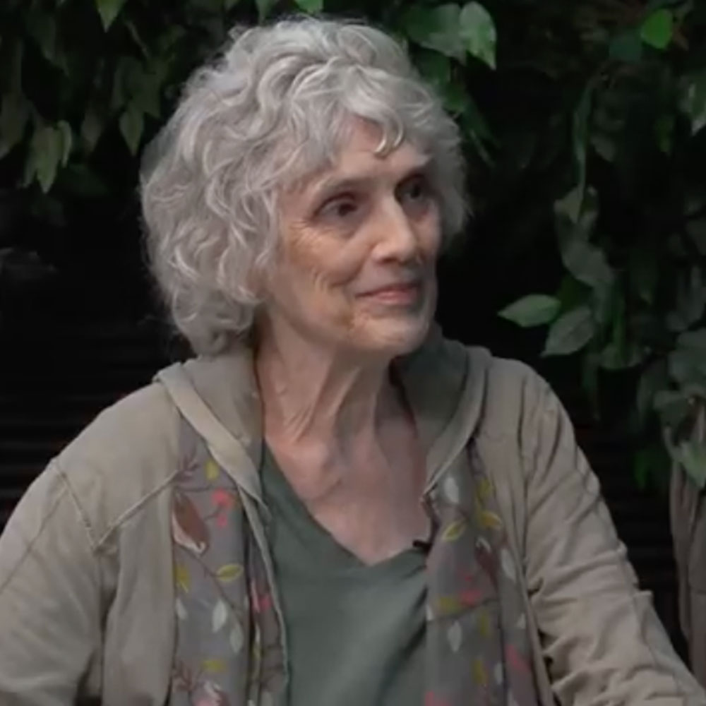 Gallery Artist Deidre Scherer was interviewed by Wendy O'Connell on